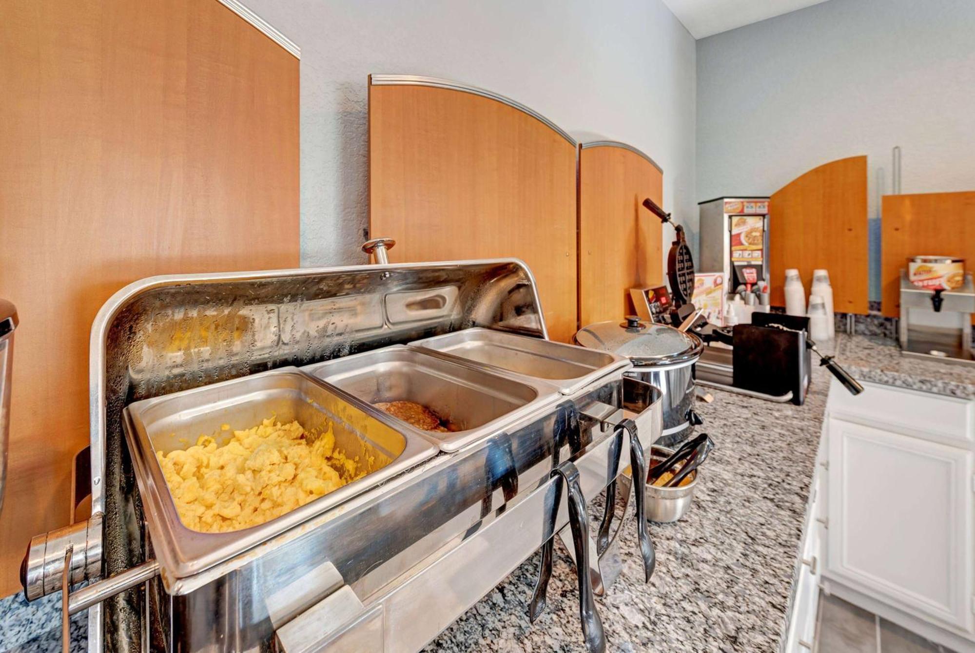 Baymont By Wyndham Salida Hotel Ngoại thất bức ảnh